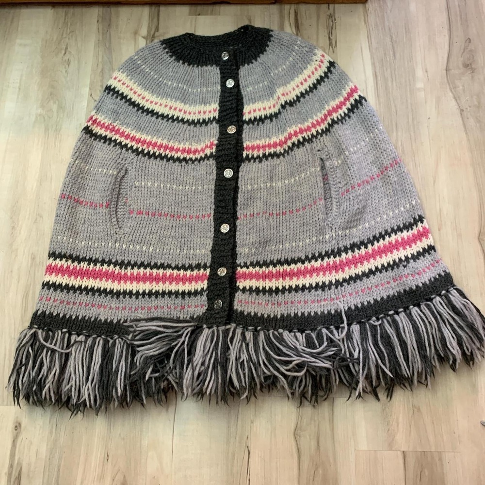 Vintage Handmade Grey Black Knitted Fringe Poncho Button Up Cape Pocket Slits